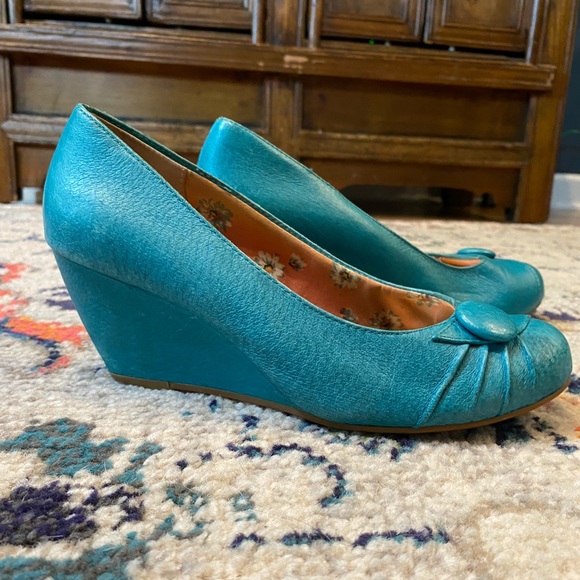 Seychelles Blue Wedges - Picture 2 of 7